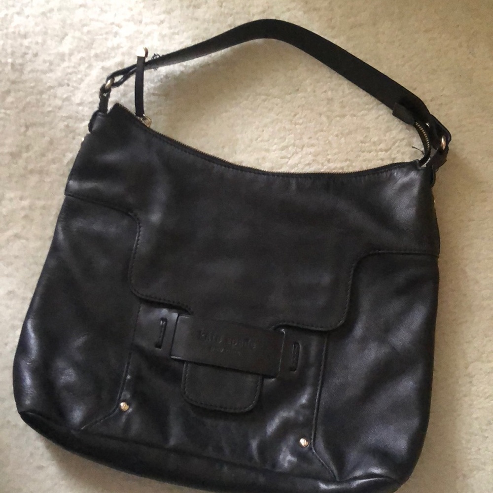 Kate spade shoulder bag with purple lining!!